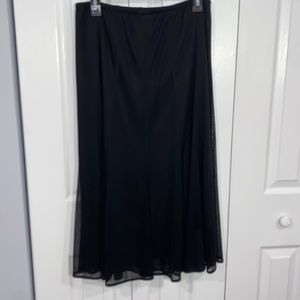 black flowy midi skirt